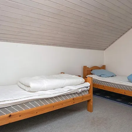 6 Person In Romo Appartement *
